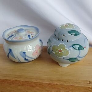 Pair Ben Rickert Pomander/Potpourri Jars Floral Porcelain Made in Japan